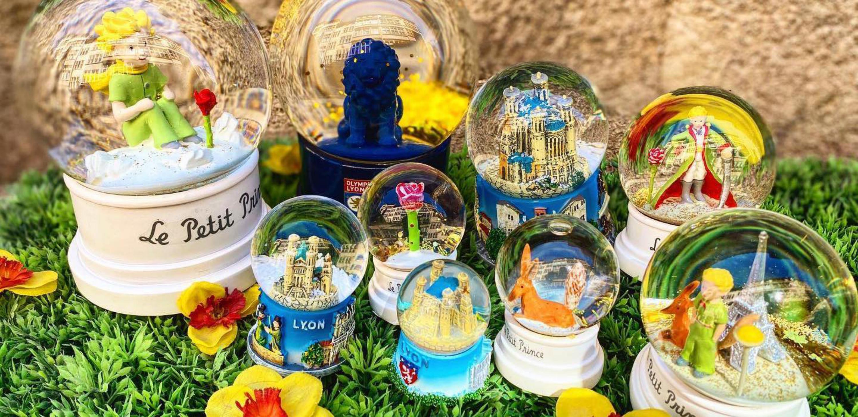 Cadeaux et Souvenirs de Lyon et du Vieux-Lyon dans notre boutique Souvenirsdelyon